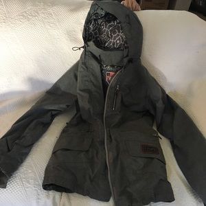 Dakine Woman’s L Gray Ski Jacket. EUC